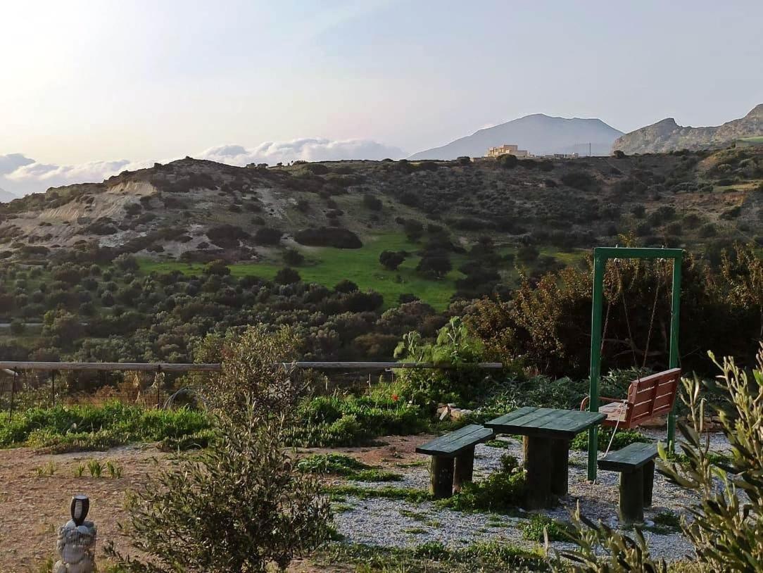 Ferienwohnung Emmanuela House With Garden & Sea View - Triopetra Exterior foto