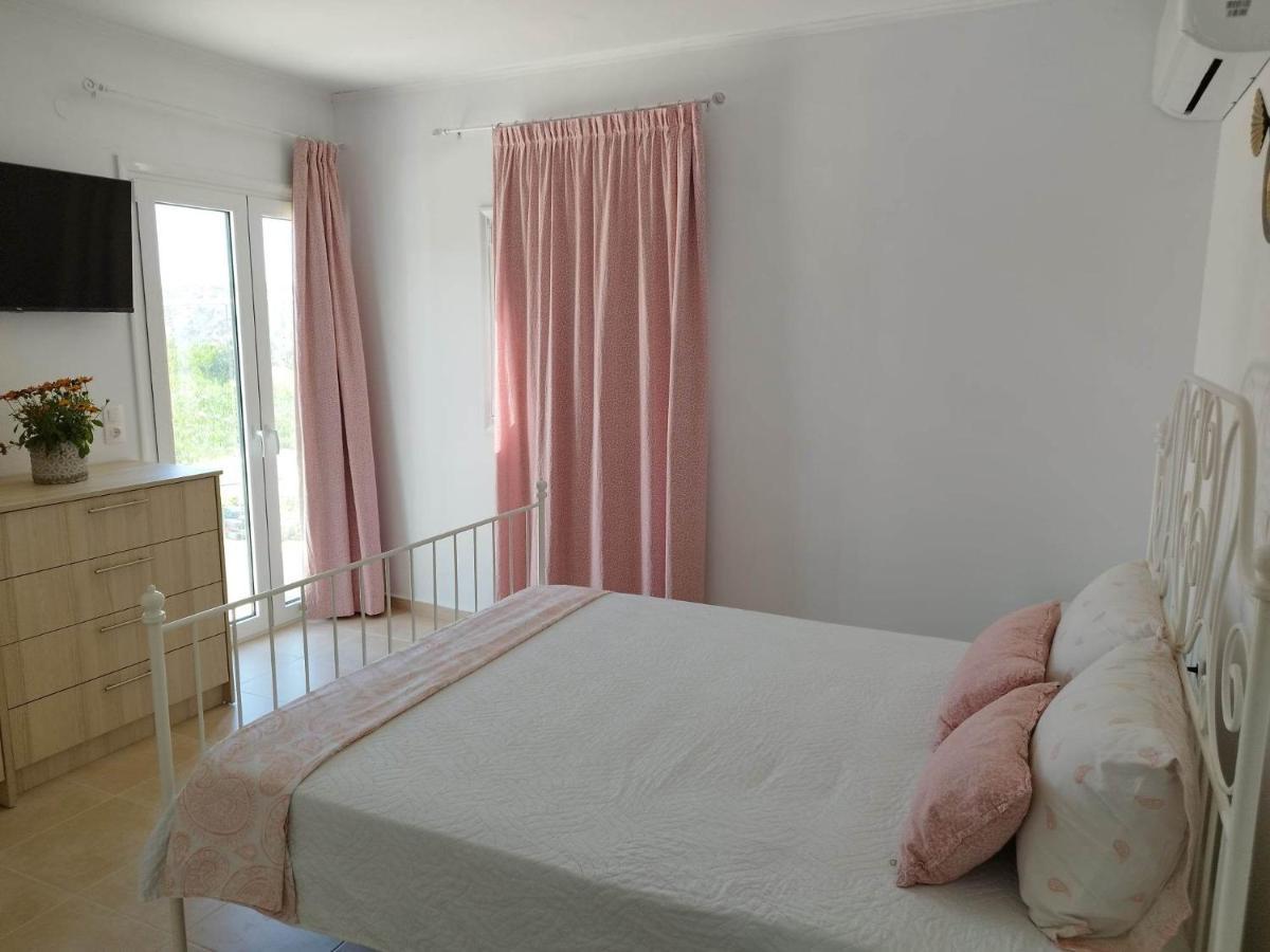 Ferienwohnung Emmanuela House With Garden & Sea View - Triopetra Exterior foto