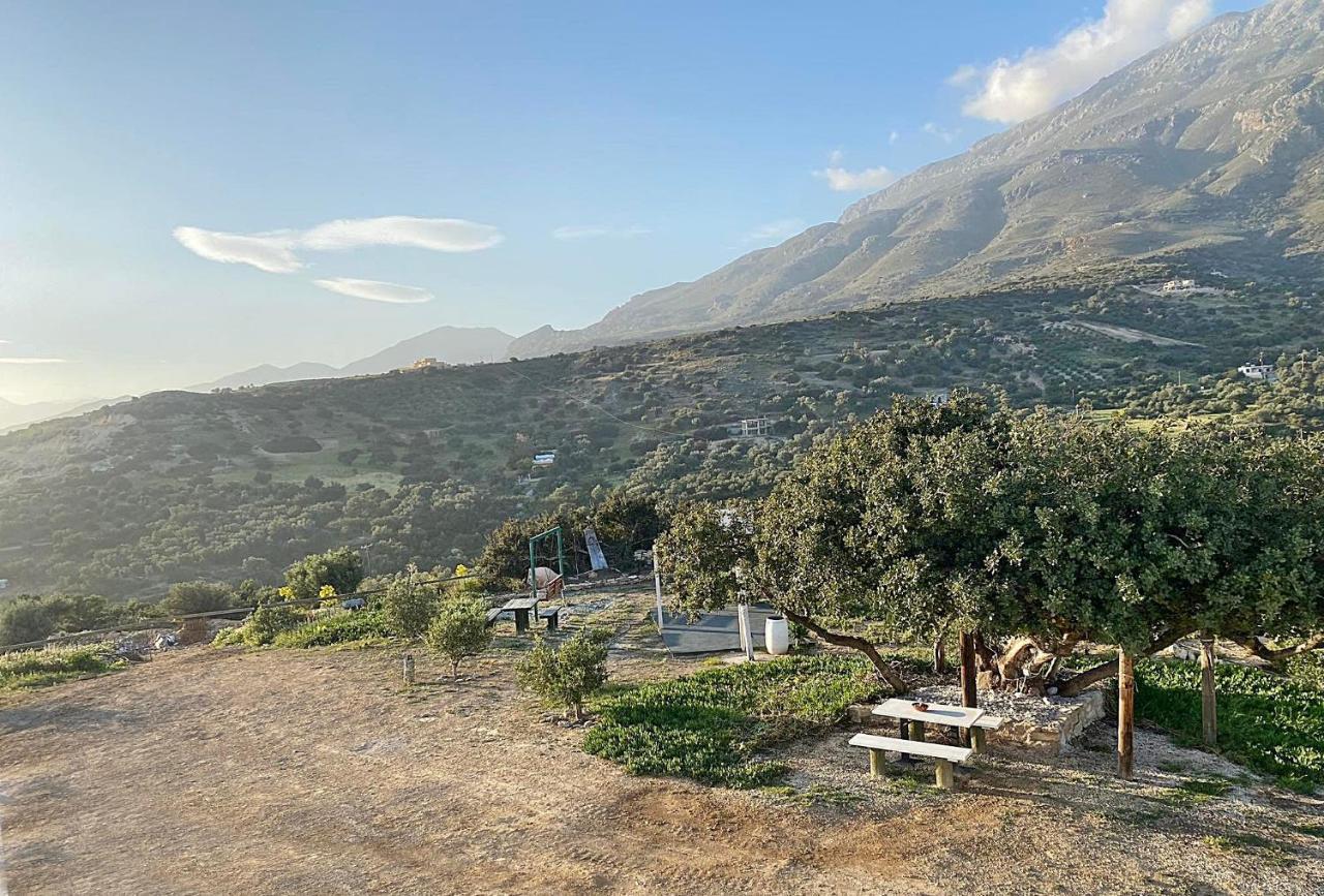 Ferienwohnung Emmanuela House With Garden & Sea View - Triopetra Exterior foto
