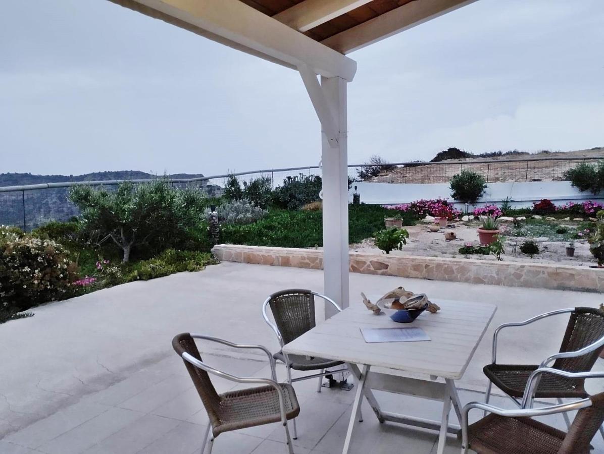 Ferienwohnung Emmanuela House With Garden & Sea View - Triopetra Exterior foto